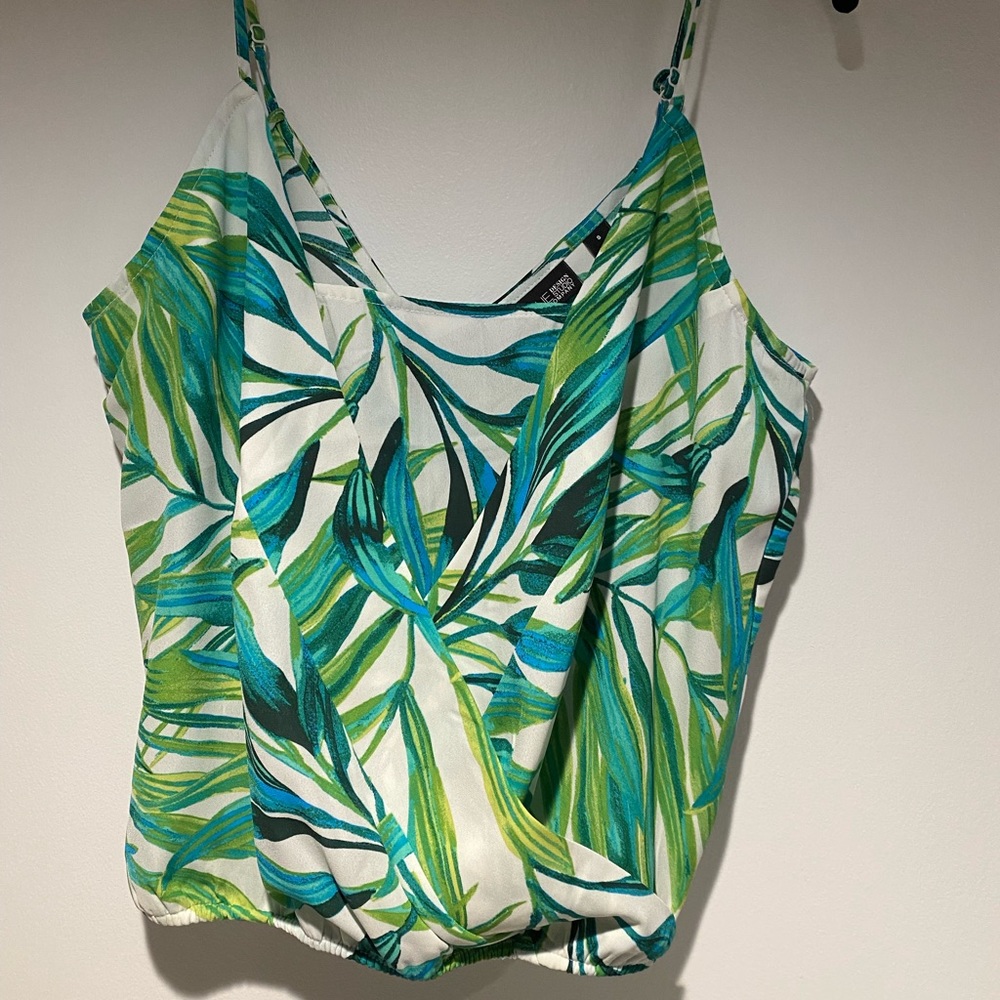 New York and company 7th Avenue blouse tank
